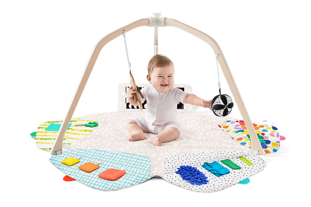 Wooden Baby Play Gym with Mat, Foldable Baby Play Gym Frame Activity Gym  Hanging Bar with 5 Gym Baby Toys Rainbow Playmats Gift for Newborn Baby